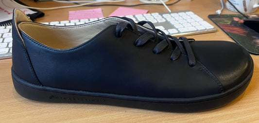 Purbeck 8 - Black
